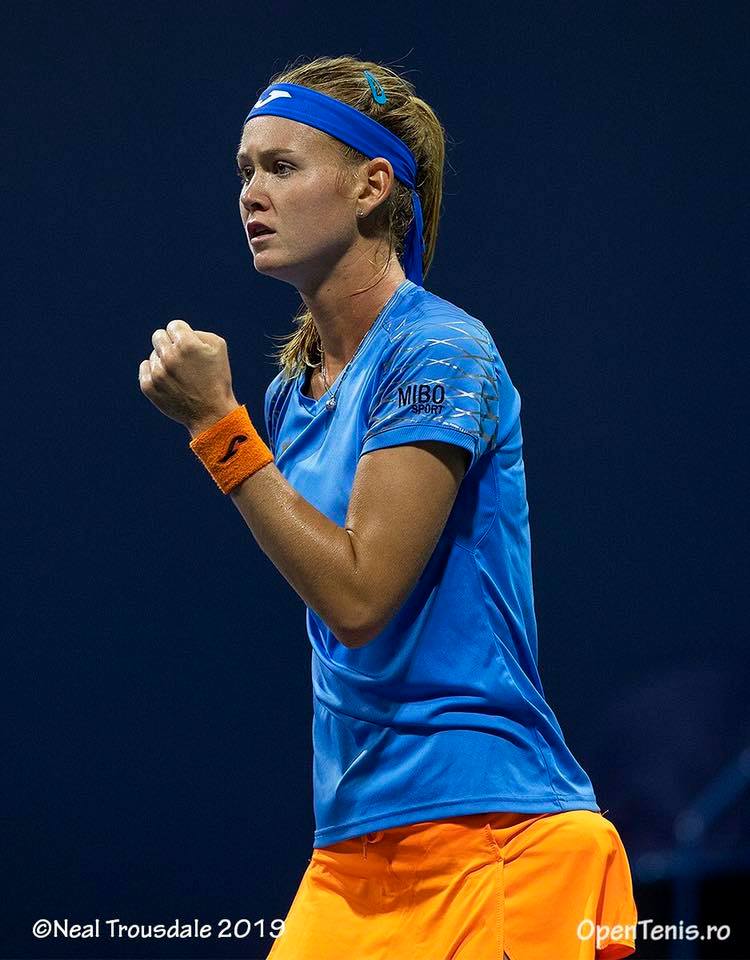 Marie Bouzkova Official website about Czech tennis player